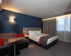 Hotel Knowsley Inn & Lounge formally Holiday Inn Express (Liverpool, United Kingdom)
