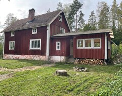 Koko talo/asunto 6 Person Holiday Home In Hallabro (Hallabro, Ruotsi)