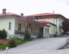 Hotel Agnanti (Neochori, Greece)
