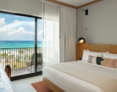Khách sạn Hotel Indigo Grand Cayman, An Ihg Hotel (Seven Mile Beach, Quần đảo Cayman)
