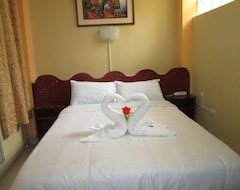 Hotel Hostal Lukanas (Trujillo, Peru)