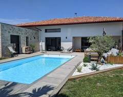 Cijela kuća/apartman Magnifique Villa Avec Piscine Chauffee Et Jacuzzi (Anché, Francuska)