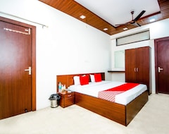 Oyo 36683 Hotel Mubarak (Bhiwandi, Indien)