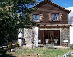 Toàn bộ căn nhà/căn hộ Traditional Chalet-Livadi-Arachova-Greece (Antikyra, Hy Lạp)