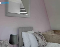 Casa/apartamento entero Elizabeth Ii Five Bedroom Spacious Home (Braintree, Reino Unido)