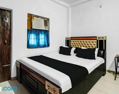 Khách sạn Spot On Abhiraj Hotal & Guests House (Patna, Ấn Độ)
