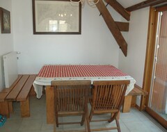 Cijela kuća/apartman Gite Manhac, 4 Bedrooms, 8 Persons (Manhac, Francuska)