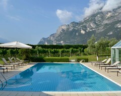 Hotelli Albergo Al Maso (Riva del Garda, Italia)