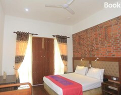 Hotel Riverina (Negombo, Sirilanka)