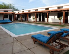 Khách sạn Hotel Machele S Place Beachside & Pool (Rivas, Nicaragua)