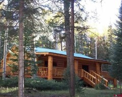 Casa/apartamento entero Beautiful Log Cabin Getaway (Cimarron, EE. UU.)