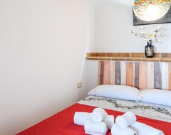 Koko talo/asunto 5 Bedroom Accommodation In Baunei (nu) (Baunei, Italia)