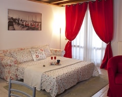 Koko talo/asunto Delicious Mini Apartment On The Riviera Del Brenta (Stra, Italia)