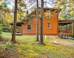 Entire House / Apartment Pet-friendly Cosby Log Cabin With Backyard And Porch! (Cosby, USA)
