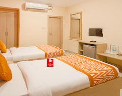 Khách sạn OYO 10235 Oyster Transit Hotels (Hyderabad, Ấn Độ)