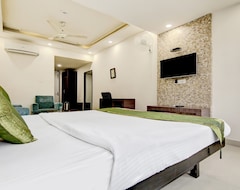 Hotel Itsy By Treebo | Solitaire (Ambala, India)