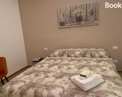 Bed & Breakfast Caramel House & Villa (Bari, Ý)