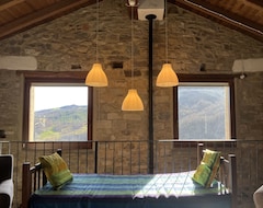 Toàn bộ căn nhà/căn hộ Stunning Barn Conversion With Shared Pool, Mountain and River Views (Toano, Ý)