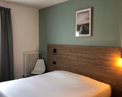 Hotel Le Progres (Angers, Fransa)