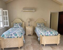 Hotelli Villa Ashiana (Gros Islet, Saint Lucia)