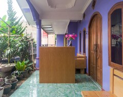 Hotelli OYO 2938 Penginapan Bumi Ahsan 102 (West Bandung, Indonesia)