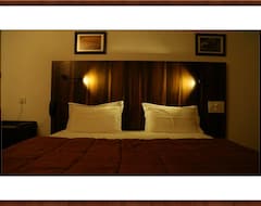 Khách sạn Hotel Holidaybreak (Valparai, Ấn Độ)