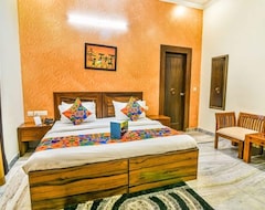 Hotel Treebo Trip Bella Vista Sector 61 (Noida, Indija)