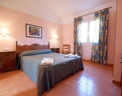 Hotel Villas Begonias (Ciutadella, Spain)