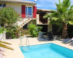 Toàn bộ căn nhà/căn hộ Winemaker'S House With Garden And Pool In The Gard (Sabran, Pháp)