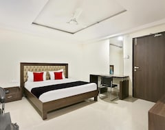 Khách sạn Capital O 9003 Deccan Inn (Hyderabad, Ấn Độ)