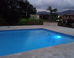 Casa/apartamento entero Hacienda Casa Grande Rd. &apos; Your Home Away From Home&apos; (Villa Altagracia, República Dominicana)