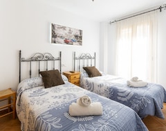 Toàn bộ căn nhà/căn hộ Carrebaix Iii - Apartment With Great Views And Free Wifi. (Tormos, Tây Ban Nha)