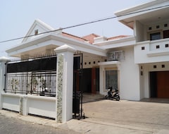 Khách sạn Aliya Home (Yogyakarta, Indonesia)