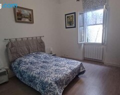 Cijela kuća/apartman Maison 4 A 6 Personnes Proche Village (Pélissanne, Francuska)