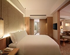 뉴 월드 상하이 호텔 (상하이, 중국)