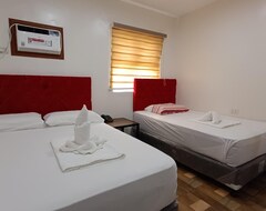 Khách sạn Fb Dormitel Suites (Cagayan de Oro, Philippines)