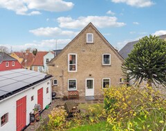 Toàn bộ căn nhà/căn hộ Beautiful And Friendly Vacation Apartment In A Central Location In Sonderburg. (Sonderborg, Đan Mạch)