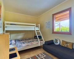Toàn bộ căn nhà/căn hộ 3 Bedroom Accommodation In Rakov Potok (Samobor, Croatia)