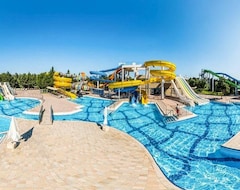 Хотел Bilgah Beach (Баку, Азербайджан)