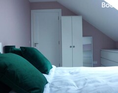 Cijela kuća/apartman Tranquil 2 Bedrooms Self Catering Apartment (Knock, Irska)