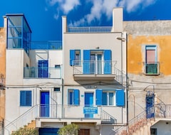 Toàn bộ căn nhà/căn hộ Postu Dincantu, Apartment House With Lovely Sea View (Sciacca, Ý)