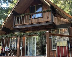 Tüm Ev/Apart Daire Mount Rainier Cabin With Sauna And Hot Tub (Ashford, ABD)