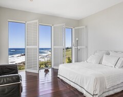 Casa/apartamento entero Saltwater - Absolute Oceanfront, Hot Tubs, Sauna, Fire Pits (Falmouth, Australia)