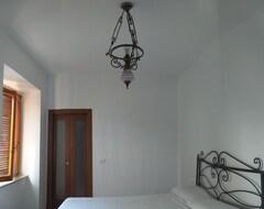 Hele huset/lejligheden New Apartment In The Historic Center 5 Minutes From The Sea. (Montalto di Castro, Italien)