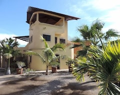 Toàn bộ căn nhà/căn hộ This House Is A 3 Bedroom(s), 2 Bathrooms, Located In Loreto, Baja California Sur. (Loreto, Mexico)