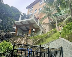 Khách sạn Mountain Chateau (Cebu City, Philippines)