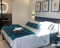 Toàn bộ căn nhà/căn hộ La Glycine B&b (Sainte-Colombe, Pháp)