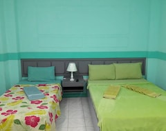 Hotel Hayward Travel Inn (Tacloban, Philippines)