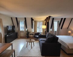 Cijela kuća/apartman Stylish Apartment in the Heart of Zug by Airhome (Zug, Švicarska)