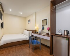 Hotel Queen Star (Hanoi, Vietnam)